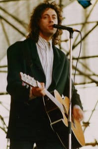Bob Geldof rocking in 1987. Photo credit: Wikimedia Commons.