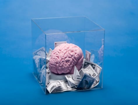 Does a VC with Operating Experience Help the Startup Entrepreneur?