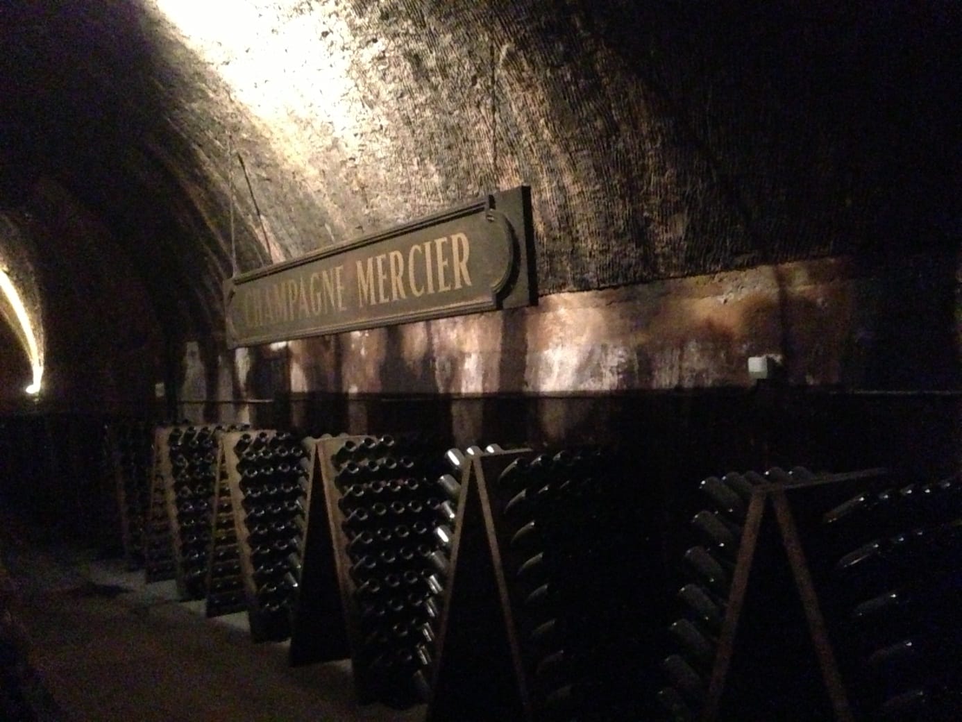 Young Alums Toast to Champagne