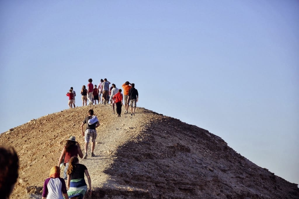 Mideast School Counters Conflict With Classrooms