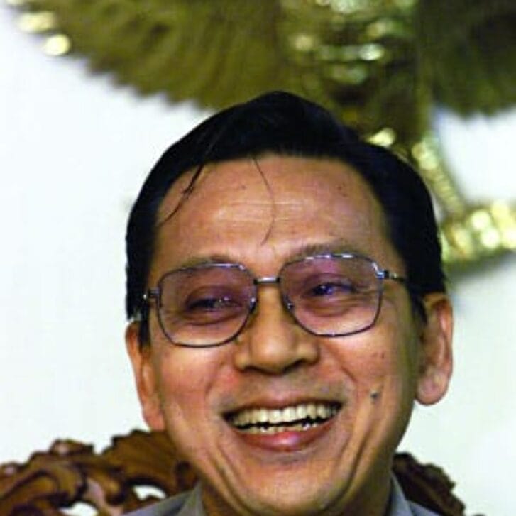 Indonesia's Financial Rudder: Dr. Boediono, GRW’79
