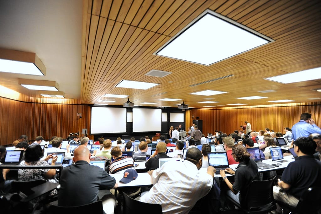 A 'Dynamic' Technological Environment