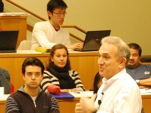 Advanced Seminar Brings Practitioners to the Classroom