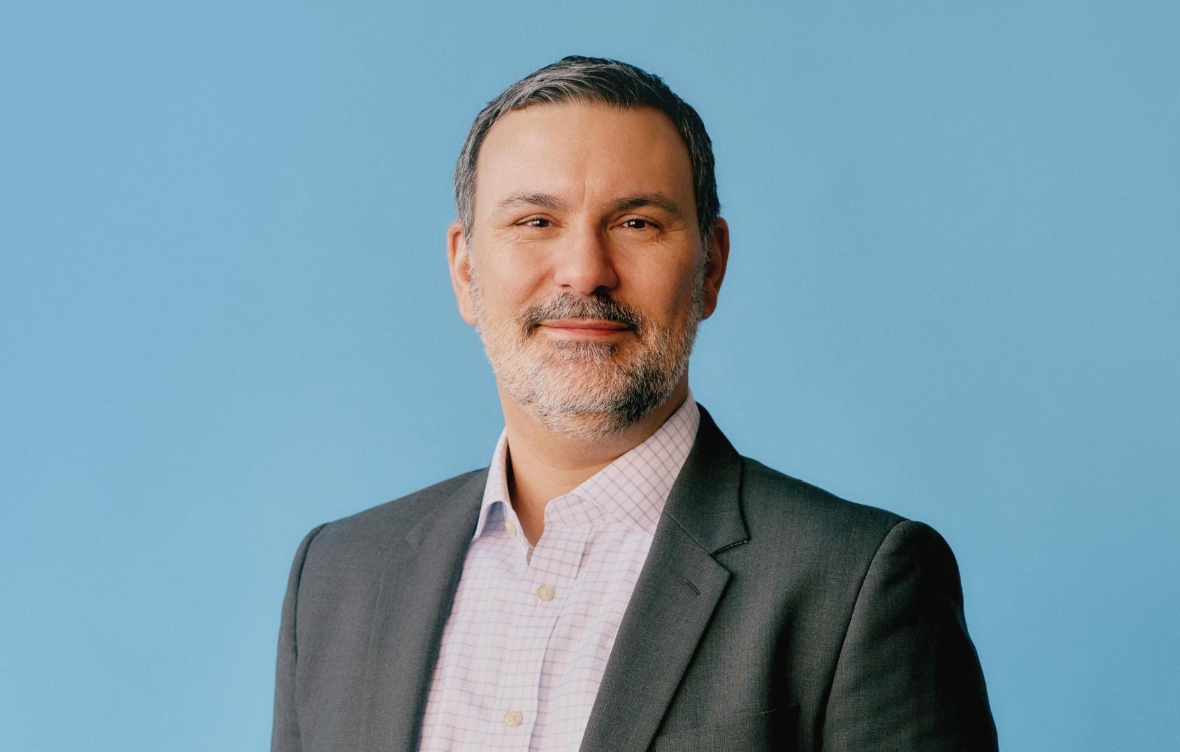 Headshot portrait of Peter Spartin.