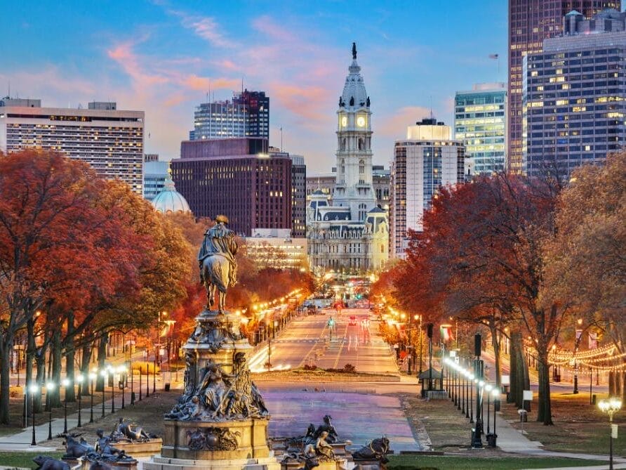 Philadelphia City Hall amid other buildings.